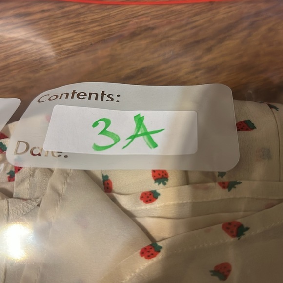 Madewell Silk Clover Button Front Dress in fresh strawberries lined v neck - Picture 10 of 11